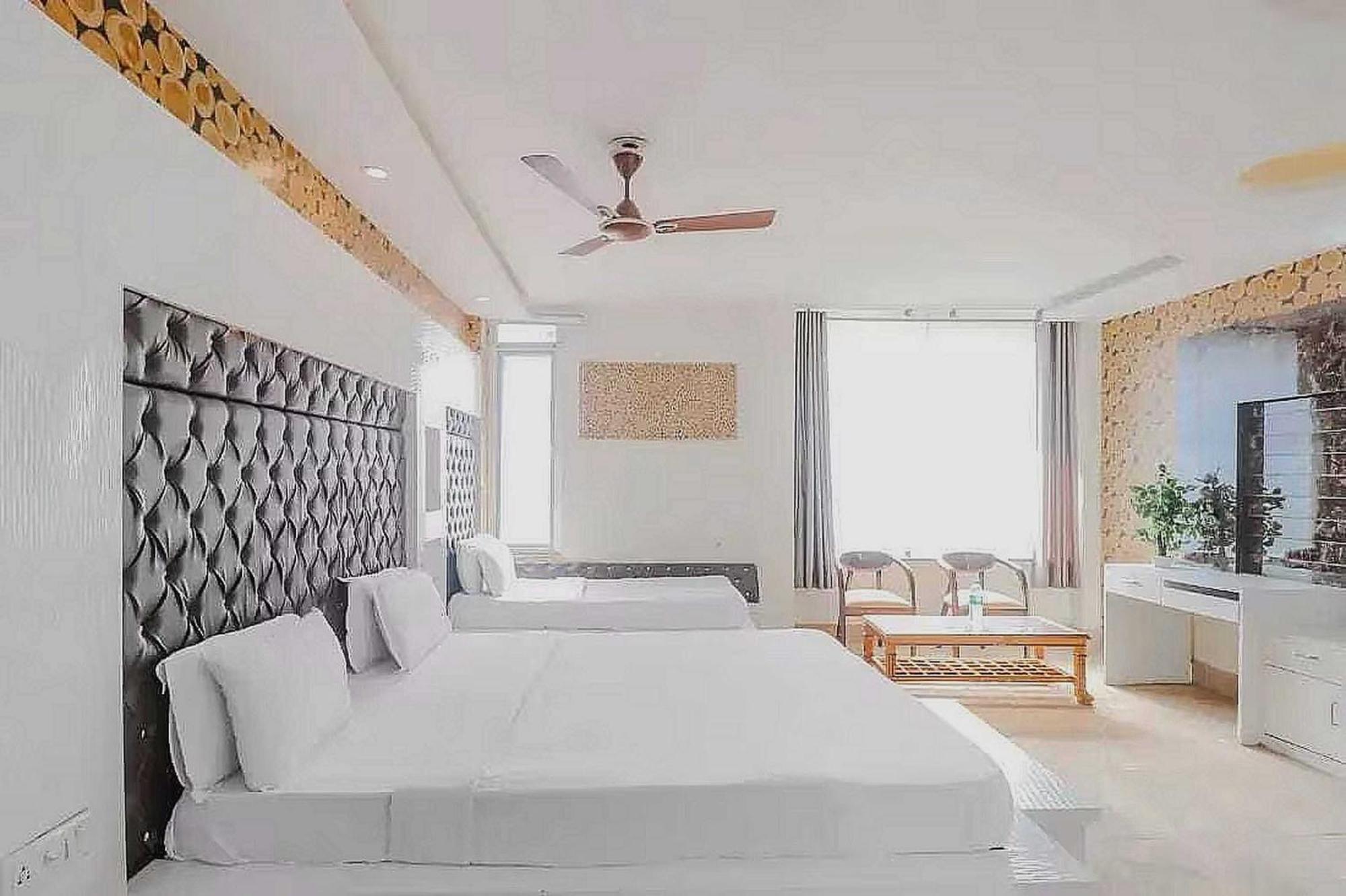 Super Hotel O Vivaan Residency Rohtak エクステリア 写真
